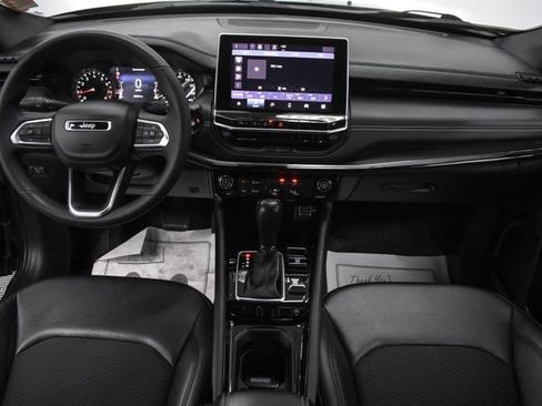 Used 2022 Jeep Compass Altitude image 27