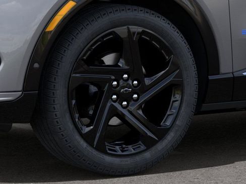 New 2025 Chevrolet Equinox EV RS image 9