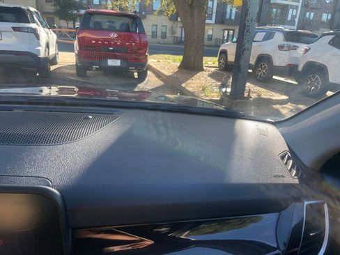 Used 2025 Kia Seltos S image 29