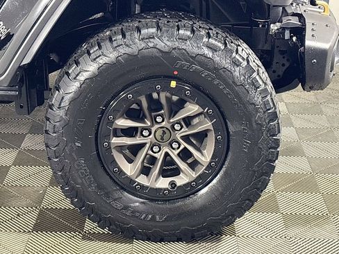 New 2025 Jeep Wrangler Unlimited Rubicon 392 image 21