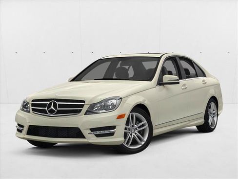 Used 2014 Mercedes-Benz C 250 Sedan image 1