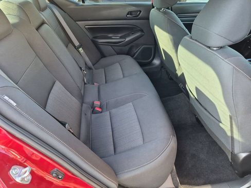 Used 2024 Nissan Altima 2.5 SV w/ SV Premium Package AWD/4WD image 28