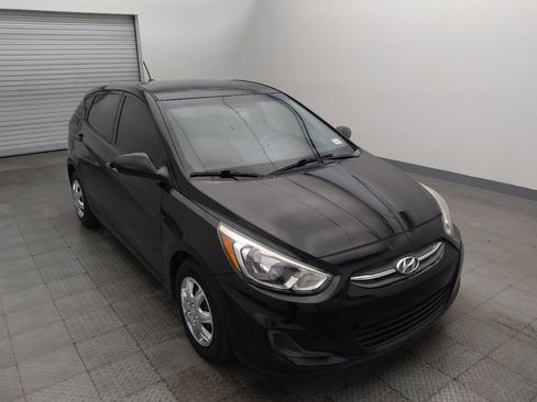 Used 2017 Hyundai Accent SE FWD image 13