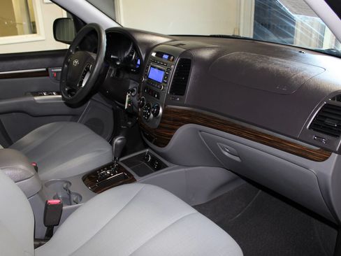 Used 2012 Hyundai Santa Fe GLS FWD image 26