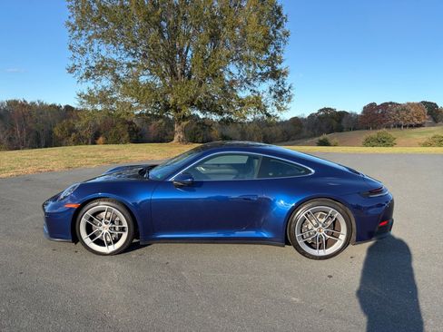 Certified 2025 Porsche 911 Carrera image 2