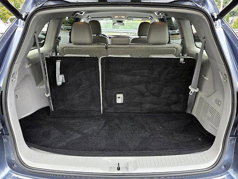 Used 2019 Toyota Highlander Plus image 15
