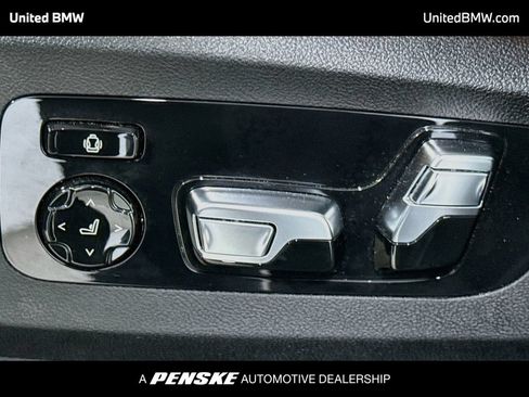 Used 2026 BMW X5 xDrive40i AWD/4WD image 11