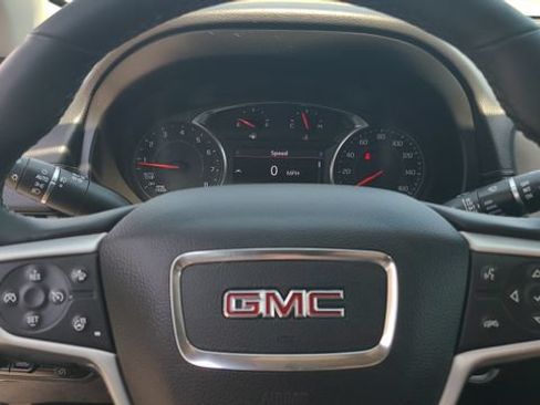 Used 2023 GMC Terrain SLT w/ Tech Package AWD/4WD image 16