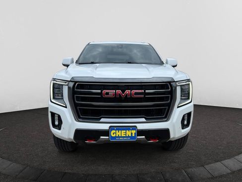 Used 2023 GMC Yukon AT4 w/ Technology Package AWD/4WD image 3