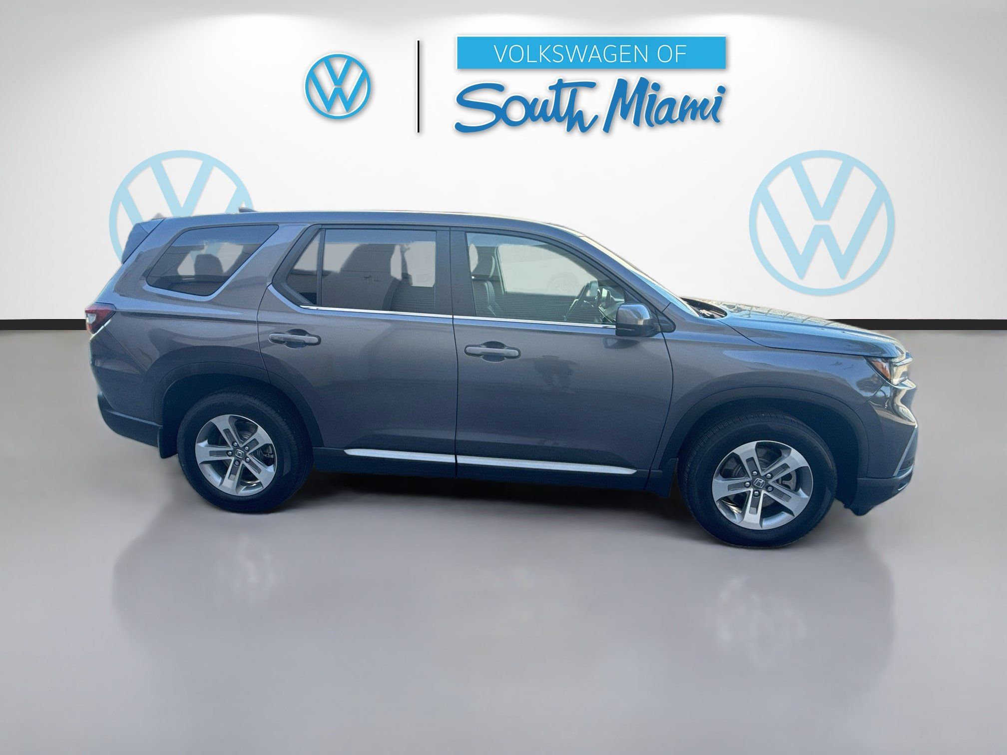 Used 2025 Honda Pilot EX-L image 8