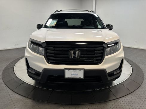 Certified 2024 Honda Passport Black Edition image 4