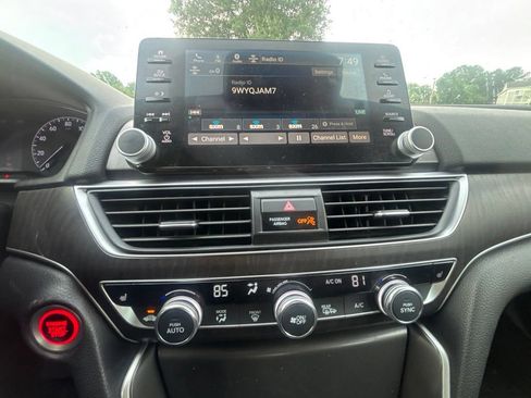 Used 2018 Honda Accord EX-L image 20