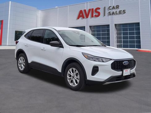 Used 2025 Ford Escape Active AWD/4WD image 3