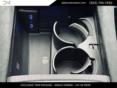 Used 2025 Mercedes-Benz EQS AMG 4MATIC image 38