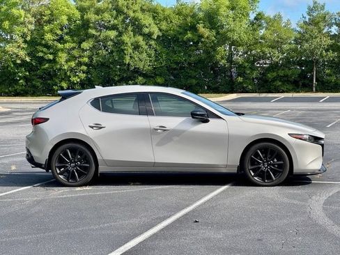 Used 2024 MAZDA MAZDA3 Hatchback w/Premium Plus Pkg AWD/4WD image 9