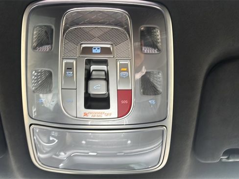 Used 2024 Genesis G90 3.5T image 29