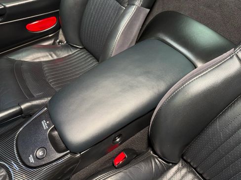 Used 2002 Chevrolet Corvette Coupe w/ Preferred Equipment Group2 image 26