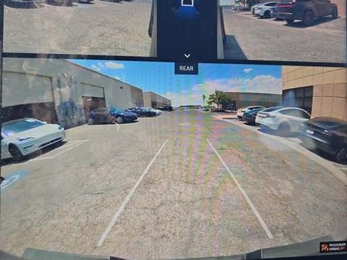 Used 2024 Tesla Cybertruck AWD Crew Cab image 21