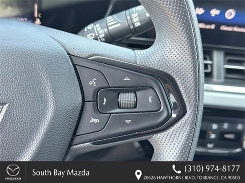 Used 2024 Chevrolet Trax LT image 10