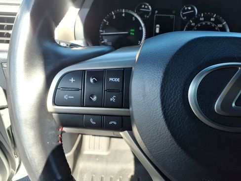 Used 2021 Lexus GX 460 Luxury w/ Accessory Package AWD/4WD image 32