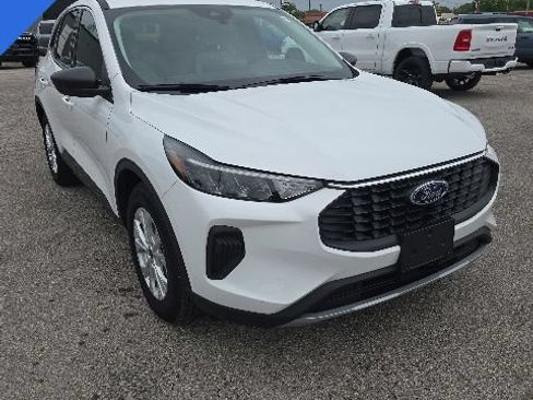 Used 2024 Ford Escape Active w/ Tech Pack #1 FWD image 1