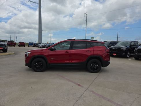 Used 2024 GMC Terrain AT4 w/ Tech Package AWD/4WD image 11