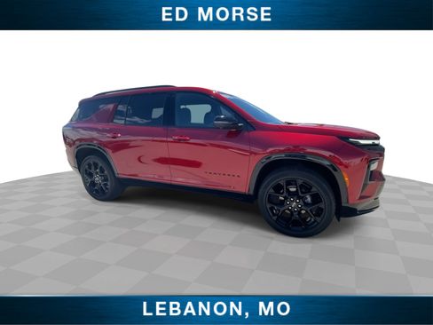 Used 2025 Chevrolet Traverse RS w/ LPO, Floor Liner Package AWD/4WD image 9