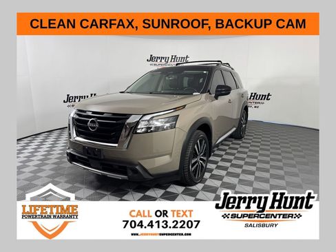 Used 2023 Nissan Pathfinder Platinum w/ Cargo Package image 1