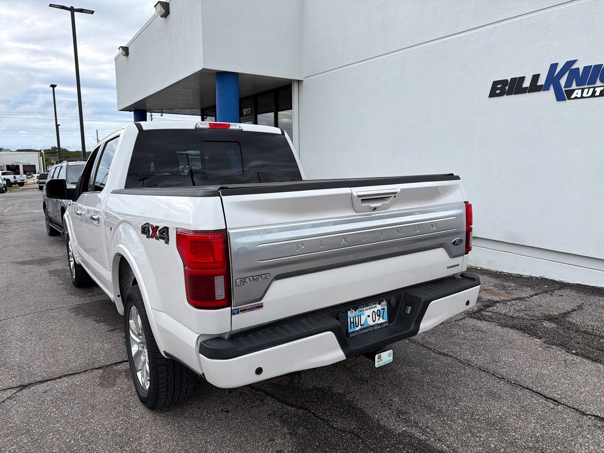 Used 2019 Ford F150 Platinum w/ Equipment Group 701A Luxury AWD/4WD image 4