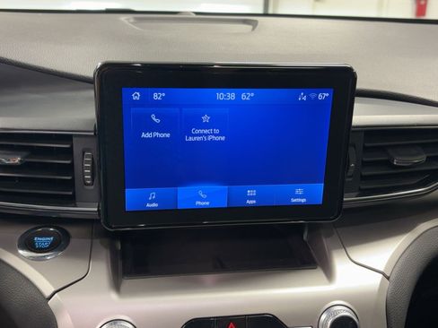 Used 2022 Ford Explorer XLT w/ Equipment Group 202A image 25