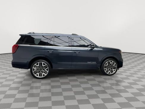 Certified 2025 Ford Expedition Platinum w/ Platinum Ultimate Package AWD/4WD image 46