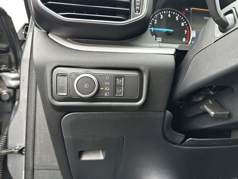 Certified 2022 Ford Explorer XLT w/ Equipment Group 202A image 30