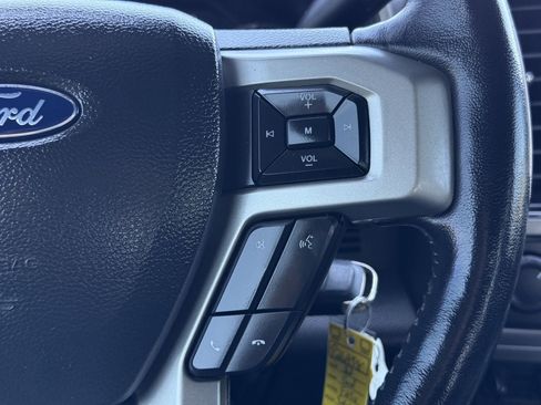 Used 2022 Ford F250 Lariat AWD/4WD image 13