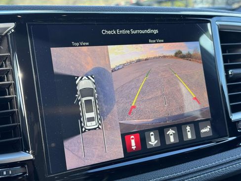 New 2026 Chrysler Pacifica Select FWD image 18