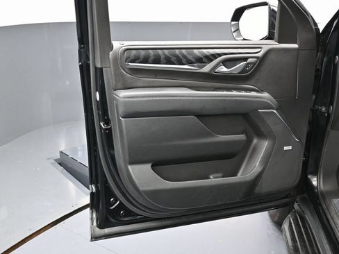 Used 2024 GMC Yukon Denali AWD/4WD image 36