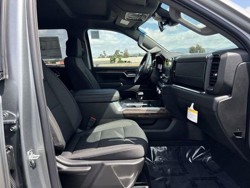 New 2026 GMC Sierra 1500 Elevation w/ LPO, Elevation Black Package RWD image 33