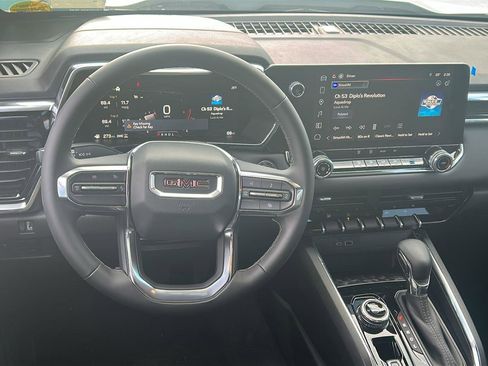 New 2025 GMC Canyon Elevation image 13