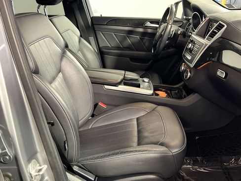 Used 2016 Mercedes-Benz GL 450 4MATIC image 29