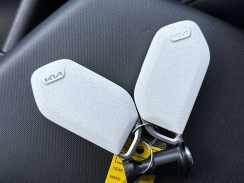 Used 2025 Kia EV6 Light RWD image 58
