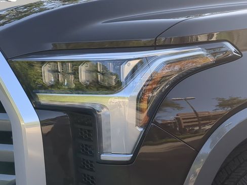 Used 2023 Toyota Tundra Limited AWD/4WD image 44