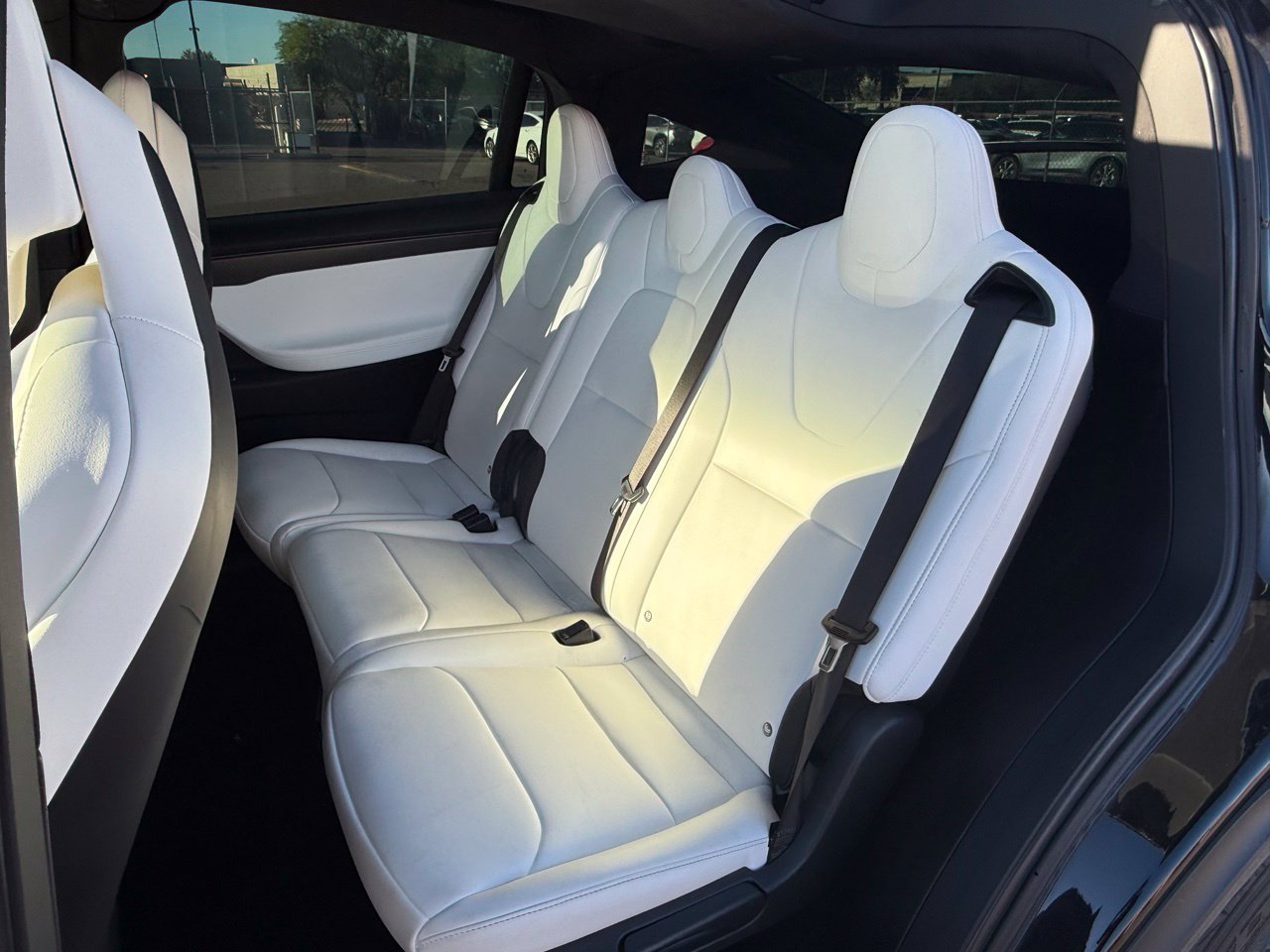 Used 2018 Tesla Model X 75D AWD/4WD image 9
