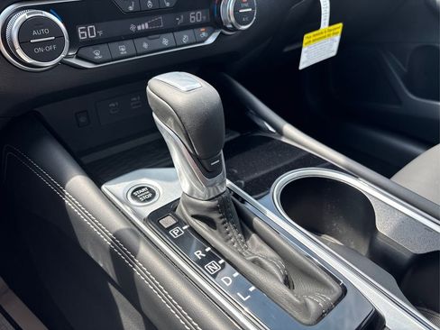 New 2025 Nissan Altima 2.5 SL image 24