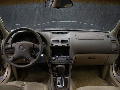 Used 2000 Nissan Maxima GLE image 22
