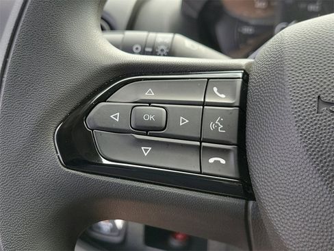 Used 2025 RAM ProMaster 2500 w/ Convenience Group image 22