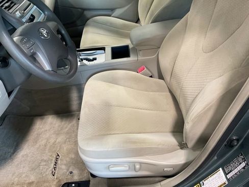 Used 2007 Toyota Camry LE image 10