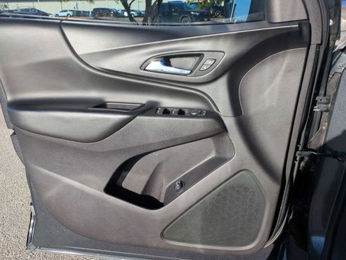 Used 2020 Chevrolet Equinox LT image 22
