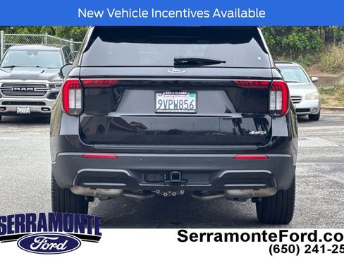 Used 2026 Ford Explorer ST-Line w/ ST-Line Street Pack AWD/4WD image 5