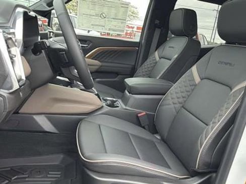 New 2026 GMC Canyon Denali AWD/4WD image 6