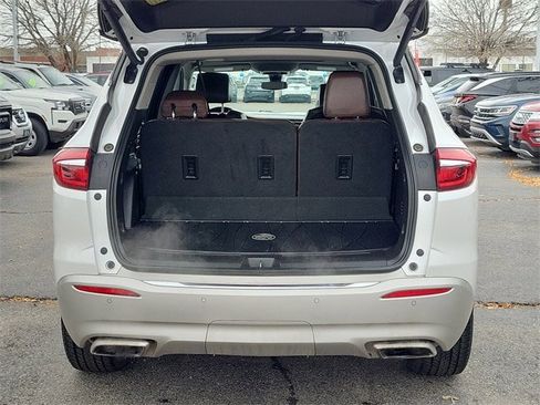 Used 2019 Buick Enclave Avenir w/ Avenir Technology Package image 32