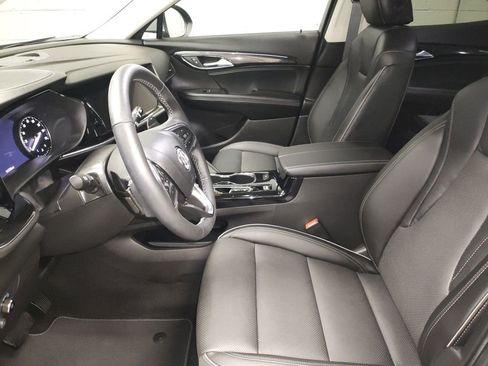 Used 2023 Buick Envision Essence image 22